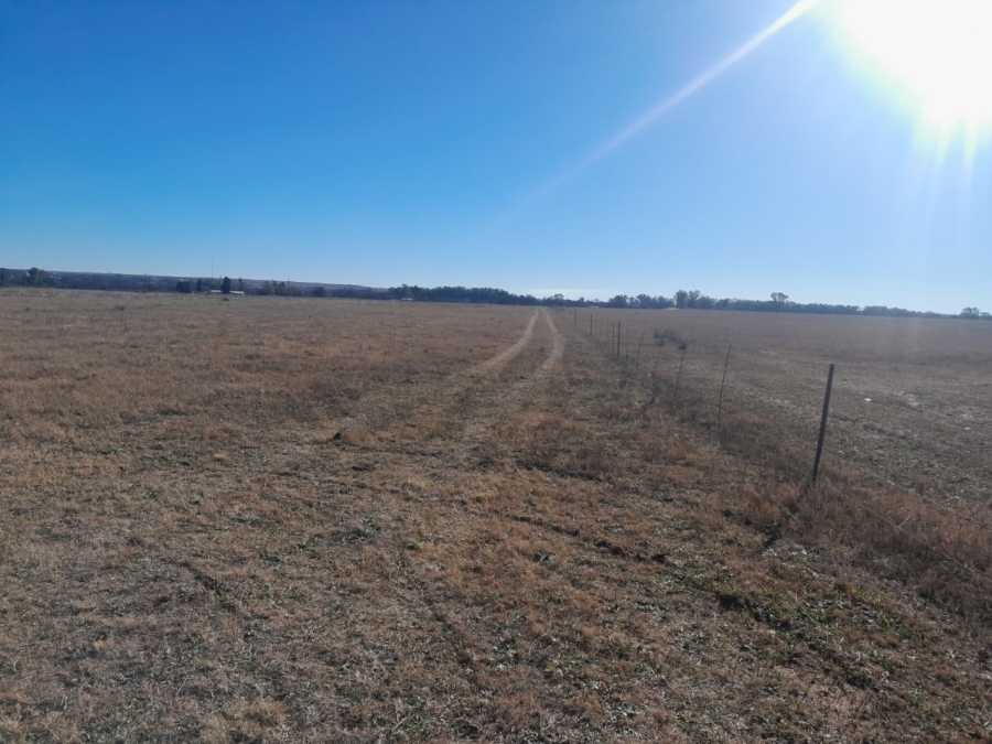 2 Bedroom Property for Sale in Viljoenskroon Free State